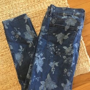 Ann Taylor Stretch skinny jeans